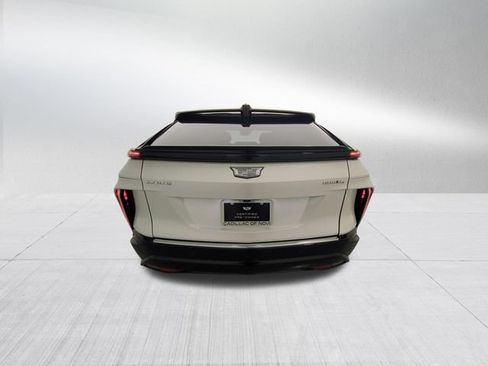Certified 2024 Cadillac Lyriq Tech w/ Driver Assist Package AWD/4WD image 6