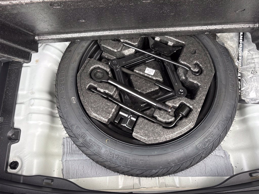 Used 2022 Hyundai Kona N Line w/ Tech Package FWD image 17