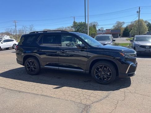 Used 2025 Honda Pilot Touring image 22