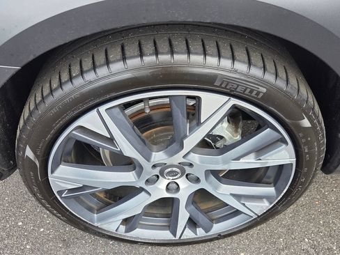 Used 2025 Volvo V90 B6 Cross Country Ultra AWD/4WD image 11