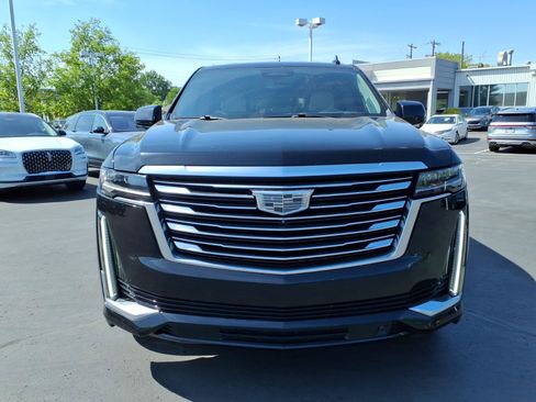 Used 2021 Cadillac Escalade Premium Luxury Platinum RWD image 2