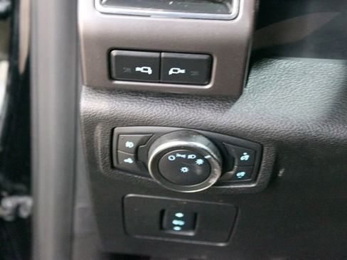 Used 2017 Ford F150 XLT w/ Equipment Group 301A Mid AWD/4WD image 14