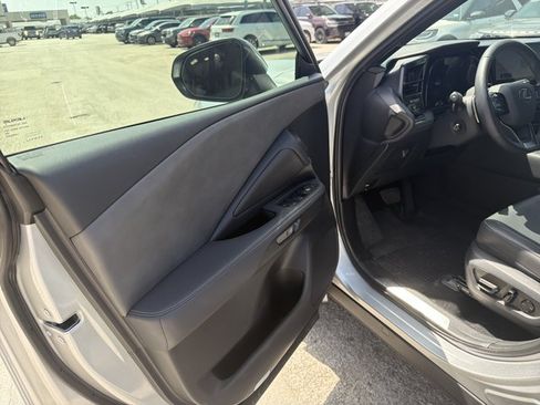 Used 2026 Lexus TX 350 AWD w/ Technology Package image 10
