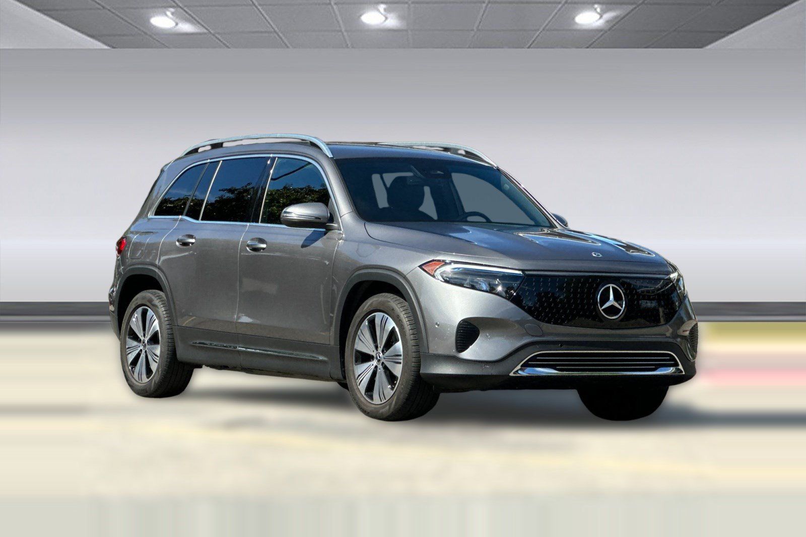Used 2024 Mercedes-Benz EQB 250+ image 7