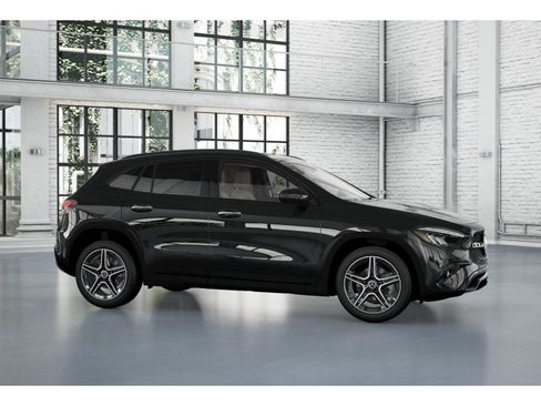 New 2026 Mercedes-Benz GLA 250 4MATIC image 14