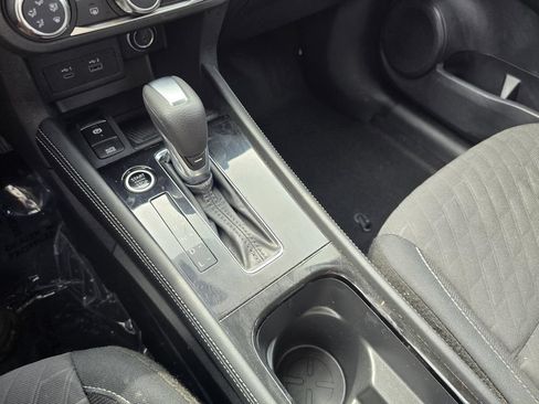 Used 2024 Nissan Kicks SV w/ Interior Electronics Package FWD image 24