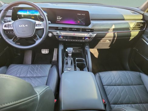 Certified 2025 Kia Telluride SX Prestige X-Line AWD/4WD image 8