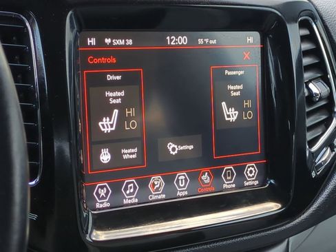 Used 2019 Jeep Compass Limited w/ Mopar Graphics Package image 34