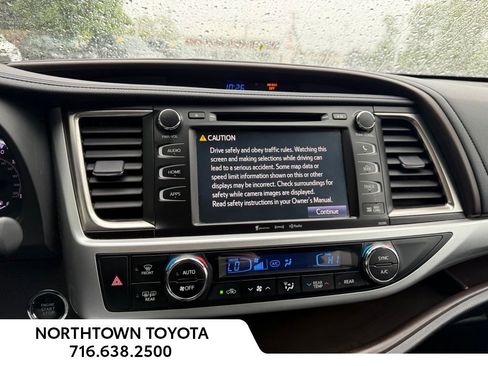 Used 2019 Toyota Highlander XLE w/ Protection Package #3 AWD/4WD image 9