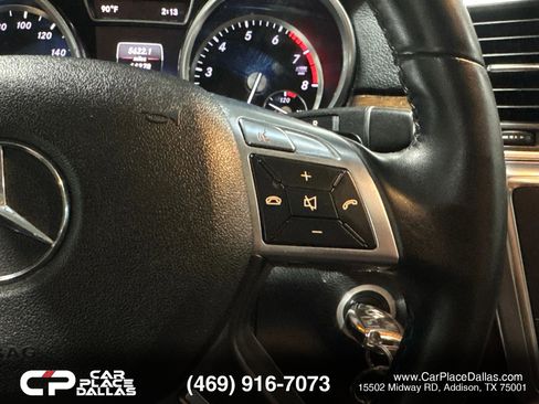 Used 2014 Mercedes-Benz GL 450 4MATIC image 31