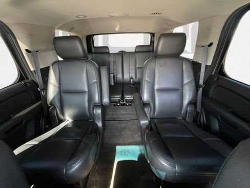 Used 2012 Chevrolet Tahoe LTZ image 11