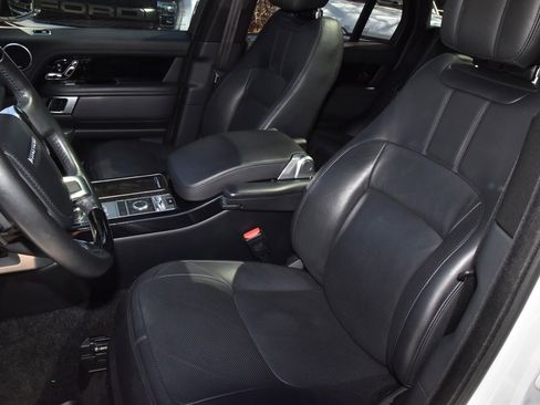 Used 2019 Land Rover Range Rover Supercharged image 32