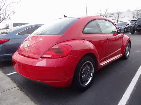 Used 2012 Volkswagen Beetle 2.5 image 4