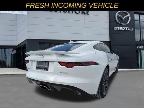 Used 2019 Jaguar F-TYPE Coupe image 3