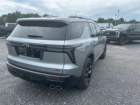 Used 2024 Chevrolet Traverse RS AWD/4WD image 10