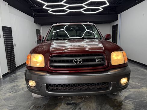 Used 2003 Toyota Sequoia SR5 image 7