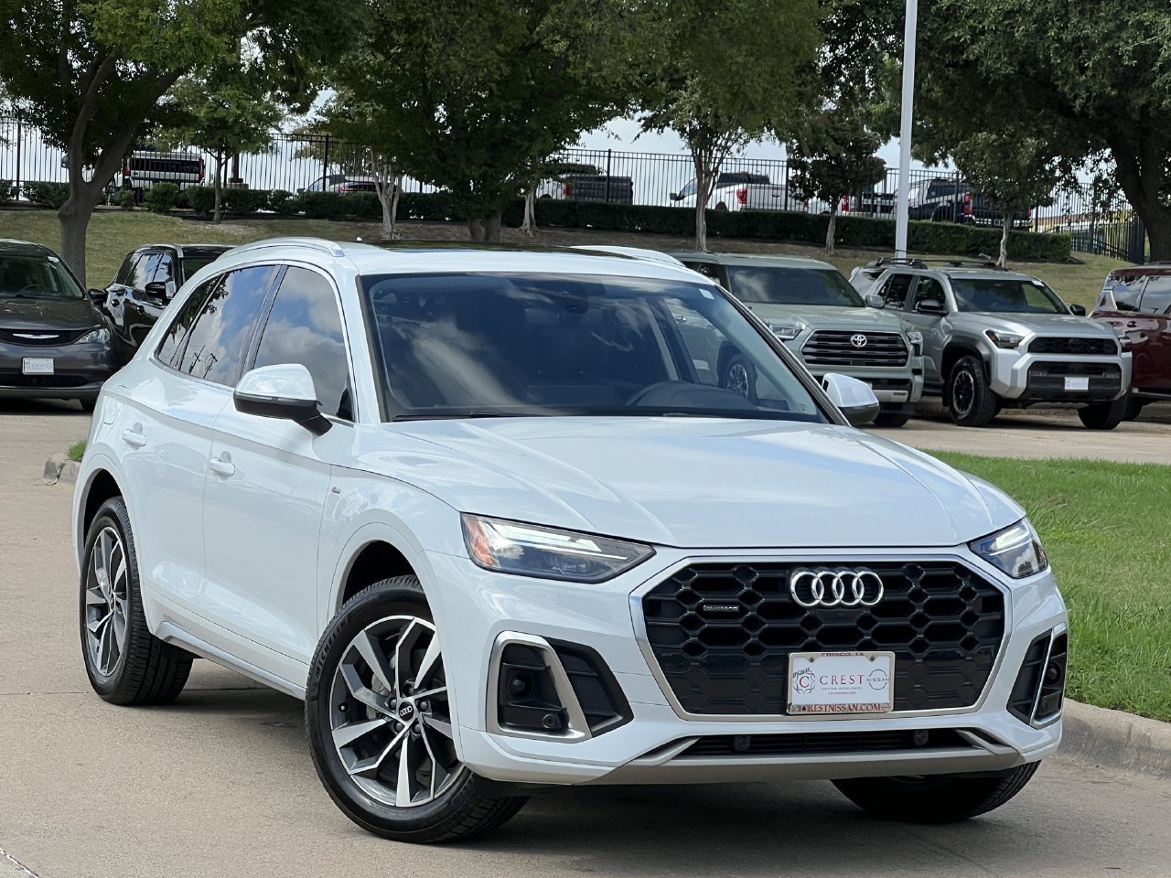 Used 2023 Audi Q5 2.0T Premium Plus AWD/4WD image 2