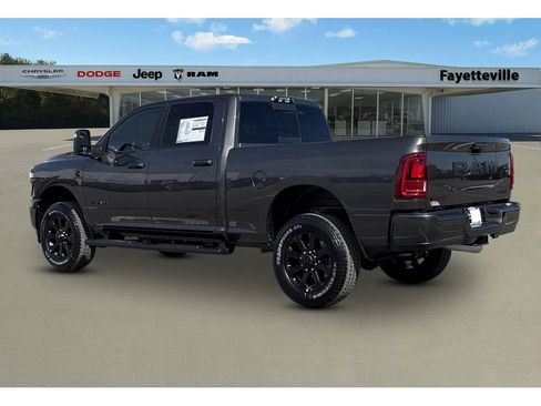 New 2026 RAM 2500 Big Horn AWD/4WD image 5