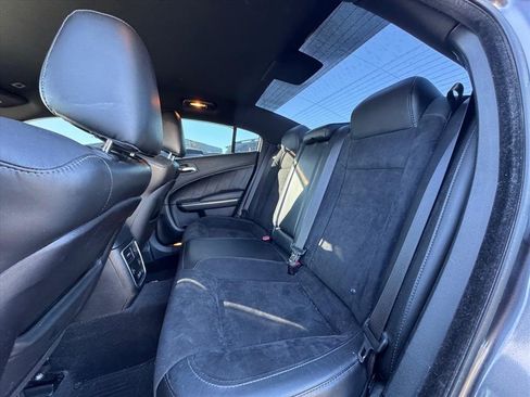 Used 2018 Dodge Charger R/T Scat Pack w/ Dynamics Package image 12