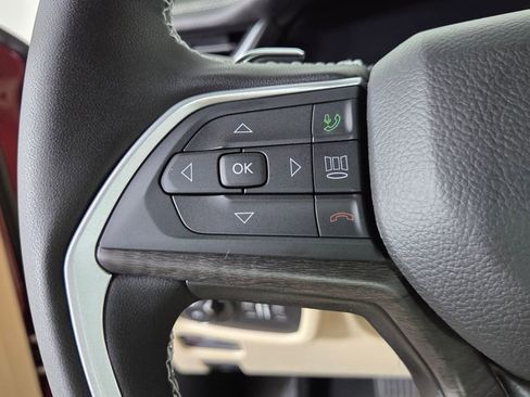 New 2025 Jeep Grand Cherokee Limited image 17