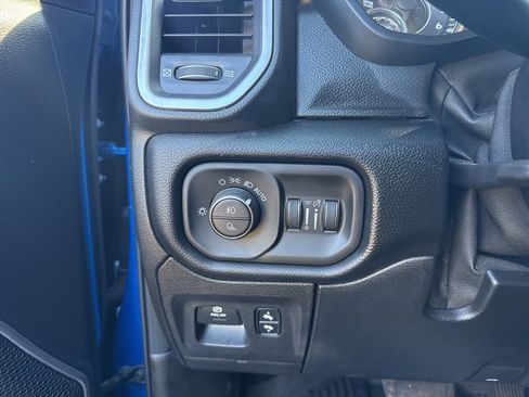 Used 2020 RAM 1500 Laramie image 12