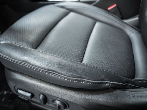 Used 2023 Buick Encore GX Essence w/ Experience Buick Package image 39