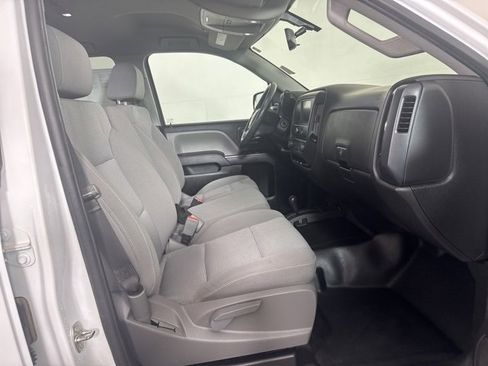 Used 2019 GMC Sierra 1500 Limited w/ Sierra Convenience Package image 4