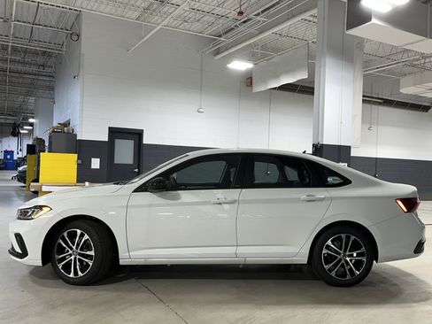 New 2026 Volkswagen Jetta Sport FWD image 22