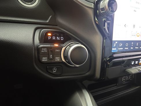 Used 2023 RAM 1500 Big Horn AWD/4WD image 24