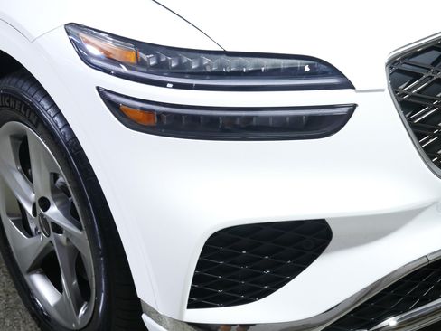 Certified 2026 Genesis GV70 2.5T AWD/4WD image 16