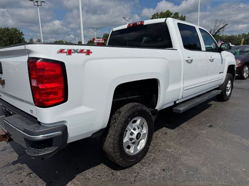 Used 2017 Chevrolet Silverado 2500 LT AWD/4WD image 11