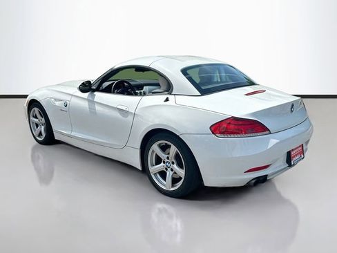 Used 2009 BMW Z4 sDrive30i RWD image 8