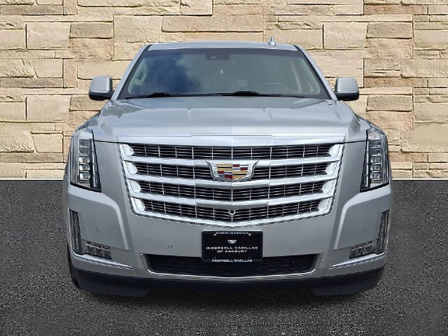 Used 2020 Cadillac Escalade Luxury w/ LPO, Radiant Package AWD/4WD image 5
