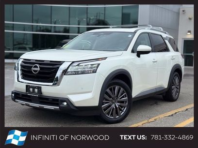 Used 2023 Nissan Pathfinder SL w/ SL Premium Package