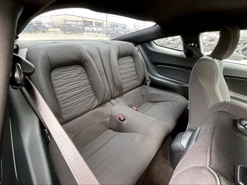 Used 2016 Ford Mustang GT RWD image 20