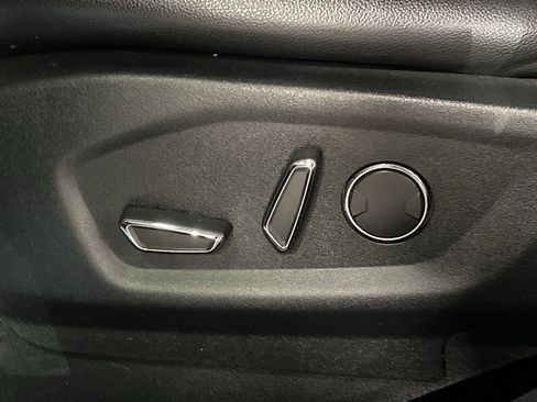 Used 2018 Ford Explorer Sport w/ Equipment Group 401A image 12