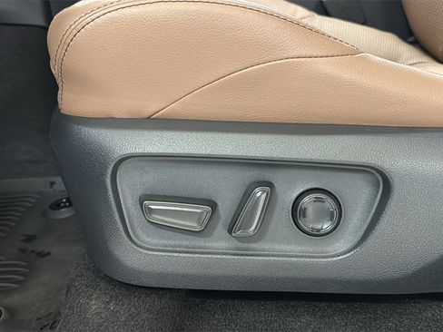 Certified 2025 Toyota 4Runner Limited image 14