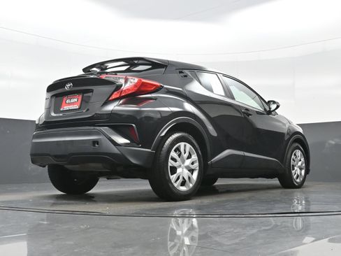Used 2021 Toyota C-HR LE FWD image 30