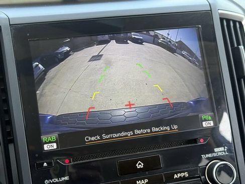 Used 2019 Subaru Crosstrek 2.0i Limited w/ Moonroof Package w/Navigation AWD/4WD image 16