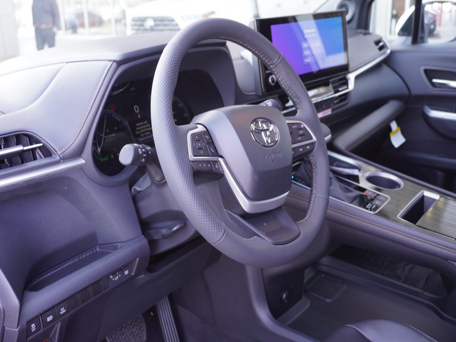 New 2026 Toyota Sienna XLE Woodland Edition AWD/4WD image 20