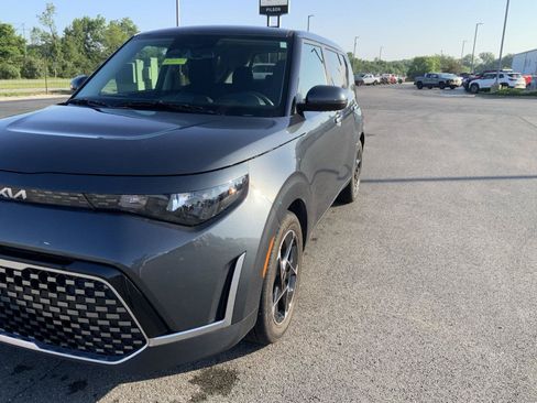 Used 2024 Kia Soul EX FWD image 16