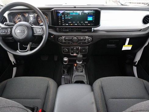 New 2026 Jeep Gladiator Sport image 9