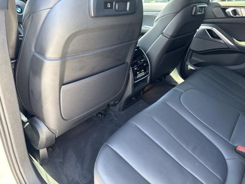 Used 2022 BMW X6 M50i w/ Premium Package AWD/4WD image 14