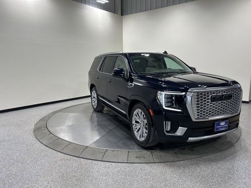 Used 2021 GMC Yukon Denali w/ Denali Ultimate Package image 4