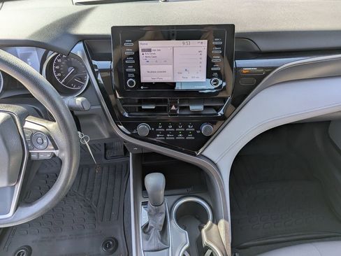 Used 2021 Toyota Camry LE FWD image 16