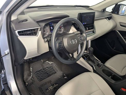 Certified 2023 Toyota Corolla Cross L FWD image 11