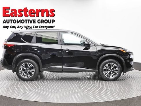Used 2023 Nissan Rogue SV AWD/4WD image 4