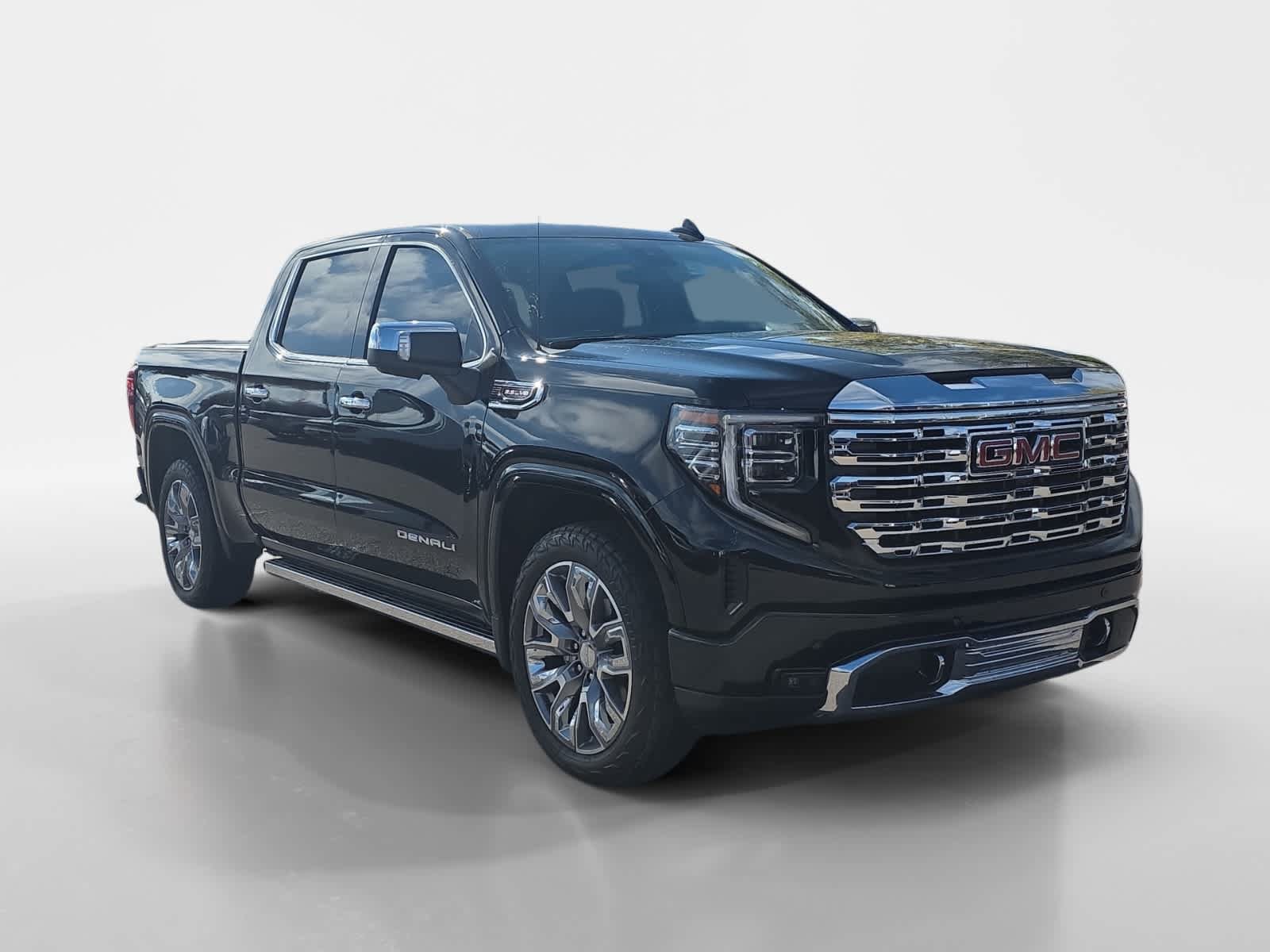 Used 2024 GMC Sierra 1500 Denali w/ Denali Reserve Package AWD/4WD image 7