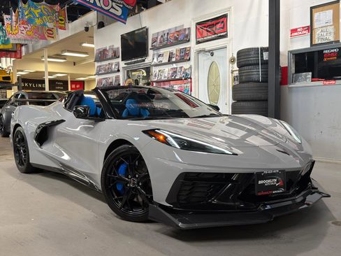 Used 2023 Chevrolet Corvette Stingray Premium Conv w/ Z51 Performance Package image 1
