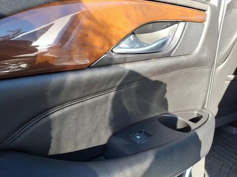 Used 2018 Cadillac Escalade Premium Luxury image 23